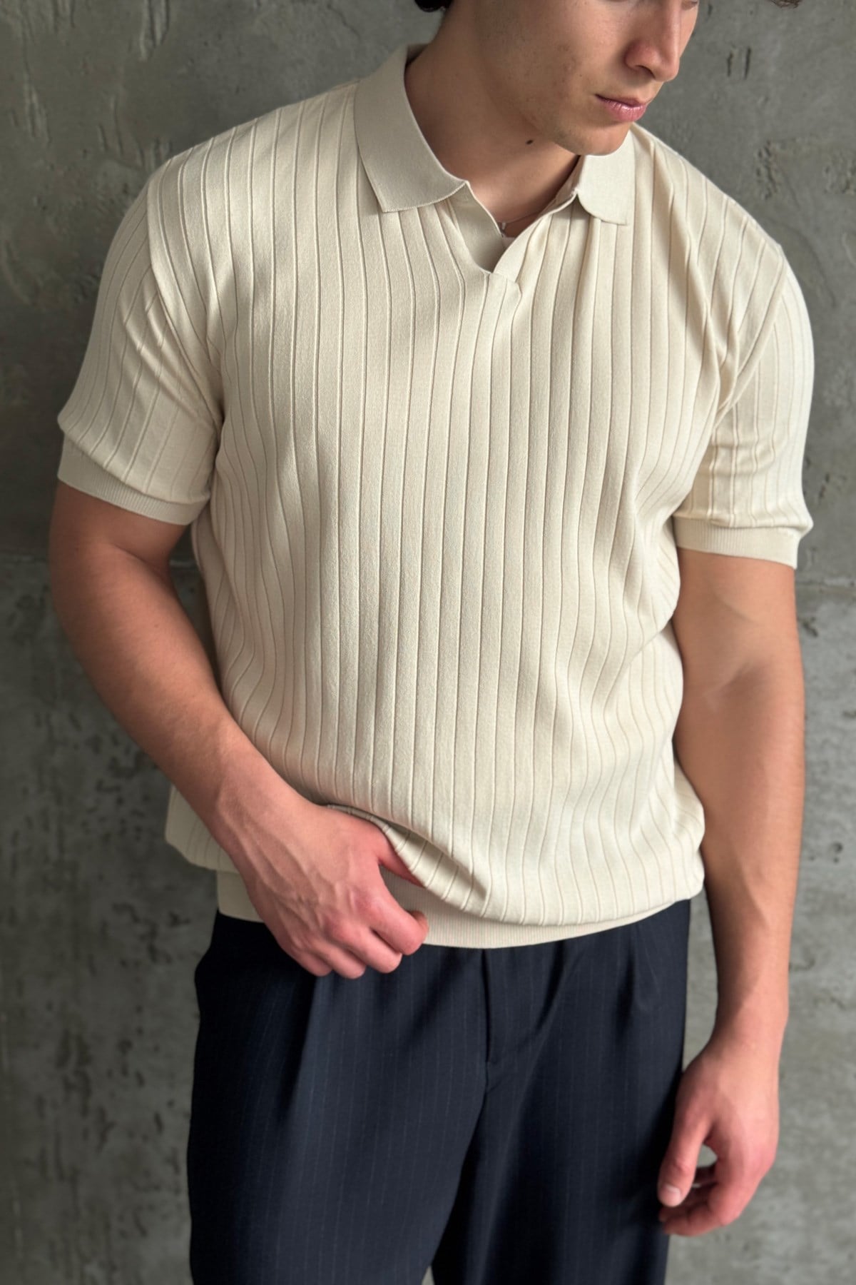 Erkek Oversize Fitilli Polo Yaka İnce Triko T-shirt Bej