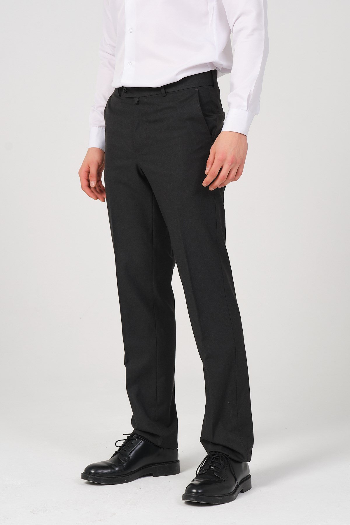 Erkek Regular Fit Kumaş Pantolon Antrasit