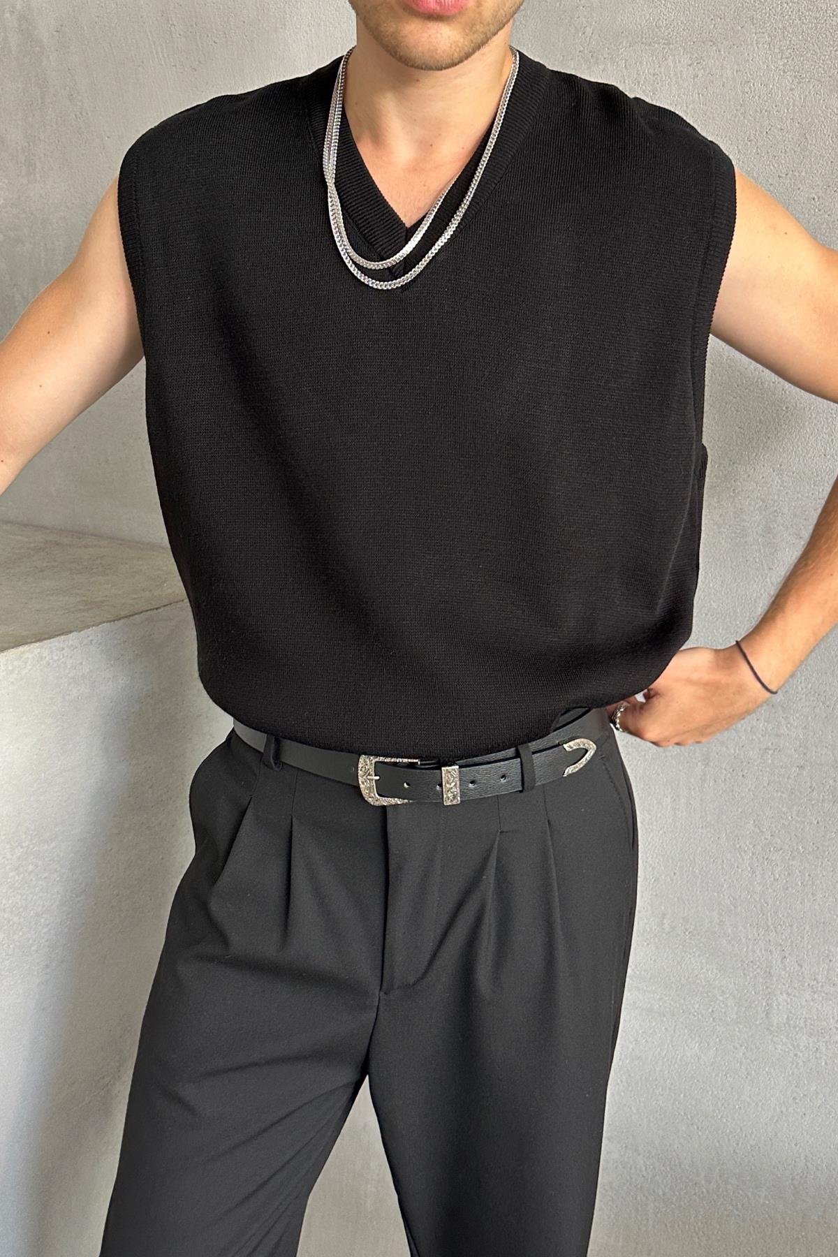 Erkek V Yaka Oversize Süveter Siyah