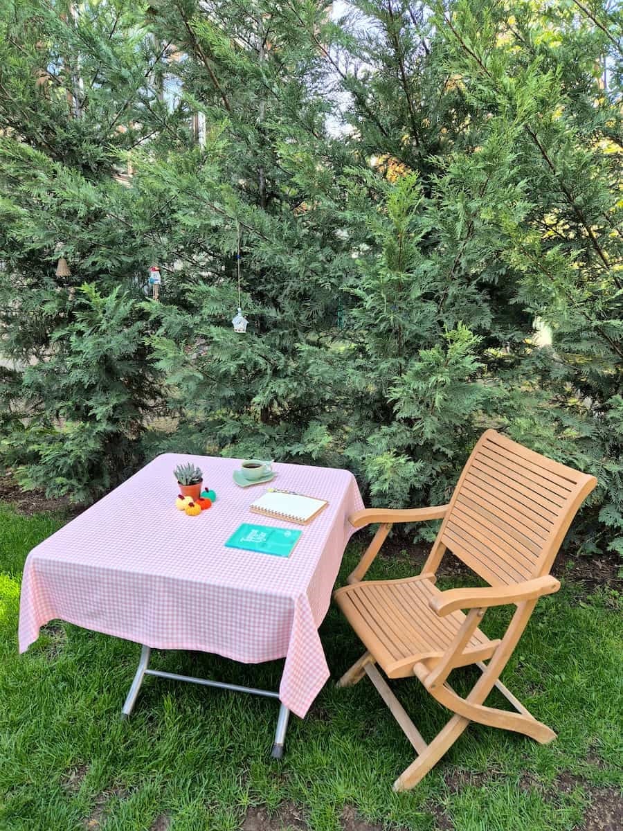 Pembe Pötikareli Kare Masa Örtüsü