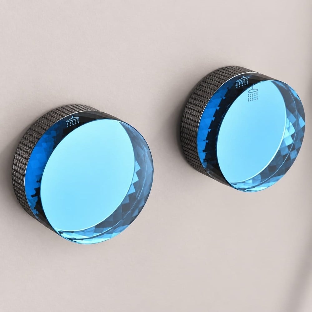 Shine Kristal Cam Kumandalı Füme Metalik Gri Duş Seti (Gun Metal)Shine Kristal Kontrol Düğmeli Gun Metal Duş Seti | Lüks Ankastre Duş SistemiArmatür&BataryaMase ModeDSMS0001DUŞHOMEShine Kristal Cam Kumandalı Füme Metalik Gri Duş Seti (Gun Metal)