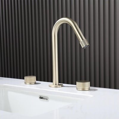 Vanity 3 Delikli Lavabo Bataryası Brushed GoldVanity 3 Delikli Lavabo Bataryası Brushed Gold | Lüks Altın Renk Banyo BataryasıArmatür&BataryaMase ModeCDMS0001DUŞHOMEVanity 3 Delikli Lavabo Bataryası Brushed Gold