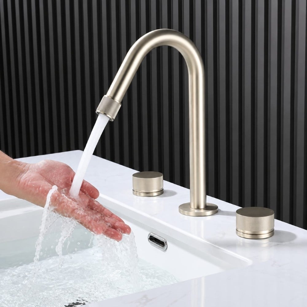 Vanity 3 Delikli Yaygın Lavabo Bataryası (Fırçalanmış Gold / Altın)Vanity 3 Delikli Lavabo Bataryası Brushed Gold | Lüks Premium Lavabo ArmatürüArmatür&BataryaMase ModeCDMS0001DUŞHOMEVanity 3 Delikli Yaygın Lavabo Bataryası (Fırçalanmış Gold / Altın)
