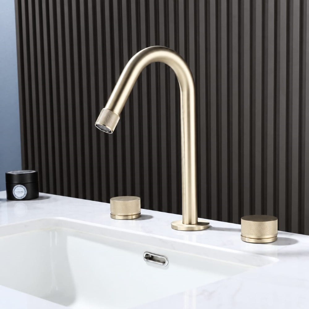 Vanity 3 Delikli Yaygın Lavabo Bataryası (Fırçalanmış Gold / Altın)Vanity 3 Delikli Lavabo Bataryası Brushed Gold | Lüks Premium Lavabo ArmatürüArmatür&BataryaMase ModeCDMS0001DUŞHOMEVanity 3 Delikli Yaygın Lavabo Bataryası (Fırçalanmış Gold / Altın)