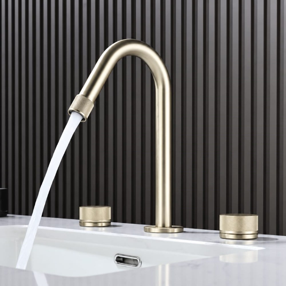 Vanity 3 Delikli Yaygın Lavabo Bataryası (Fırçalanmış Gold / Altın)Vanity 3 Delikli Lavabo Bataryası Brushed Gold | Lüks Premium Lavabo ArmatürüArmatür&BataryaMase ModeCDMS0001DUŞHOMEVanity 3 Delikli Yaygın Lavabo Bataryası (Fırçalanmış Gold / Altın)