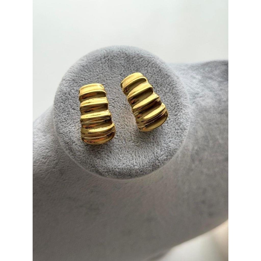 ÇELİK TIRTIKLI GOLD KÜPE