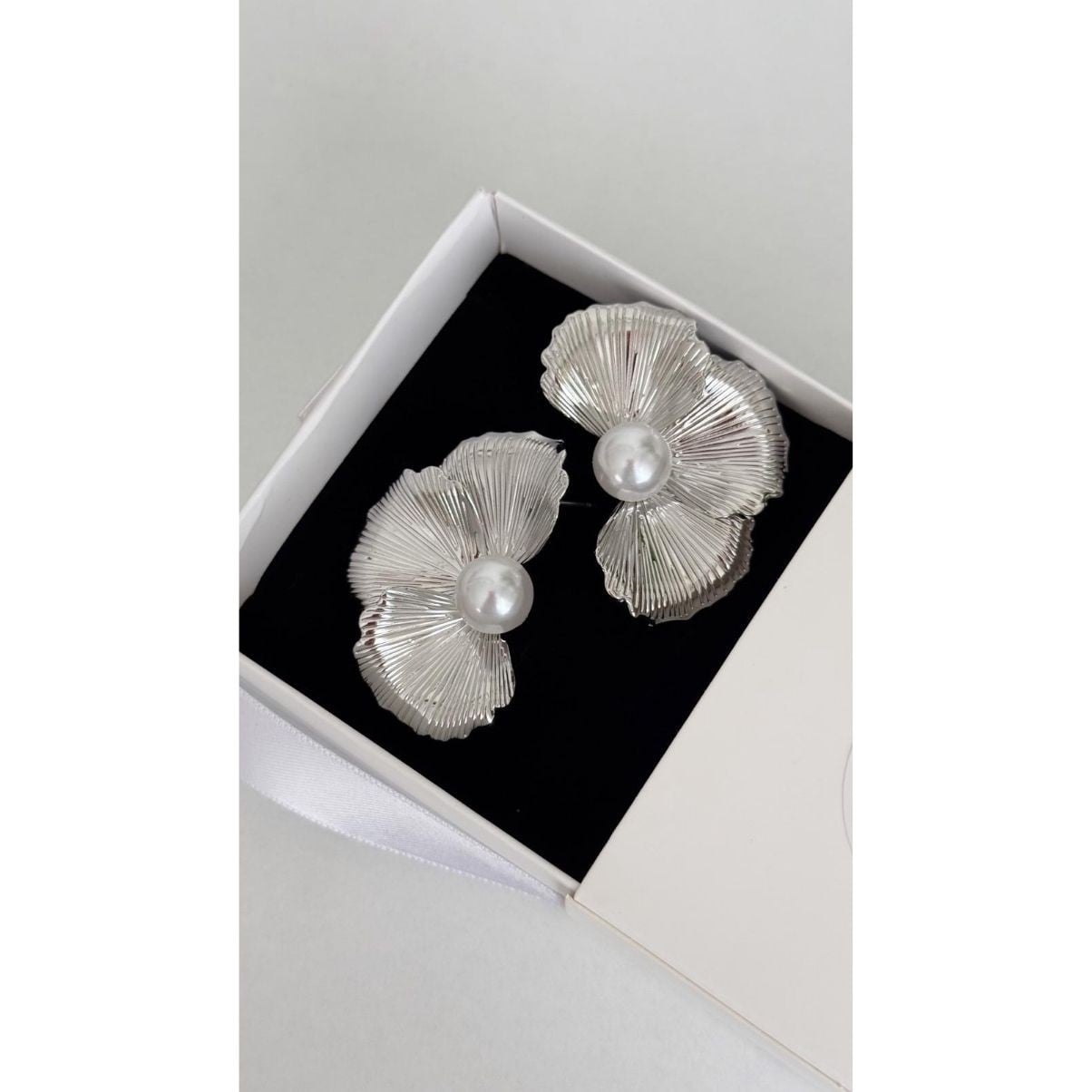 Silver Nilüfer küpe