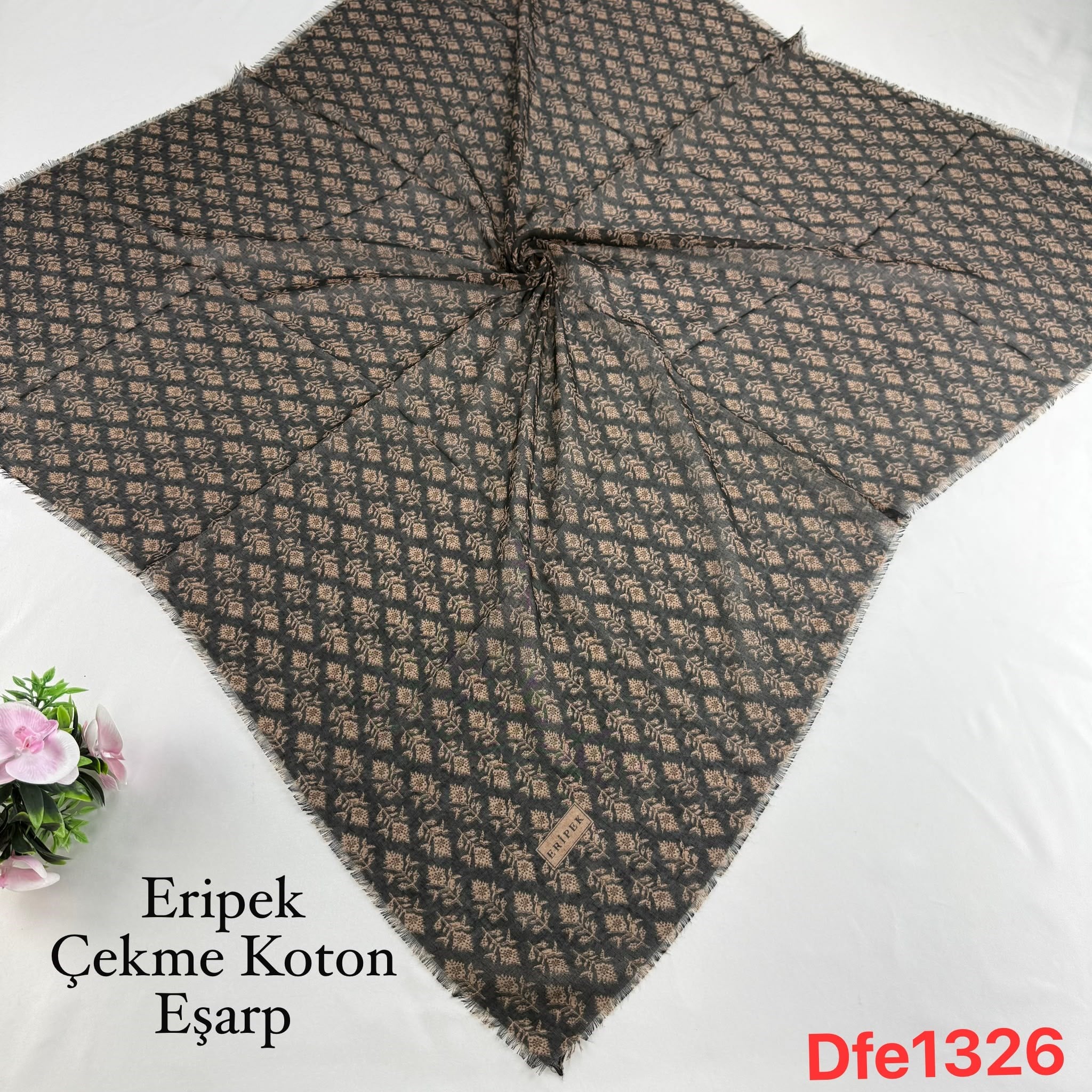 Eripek Çekme Koton Eşarp