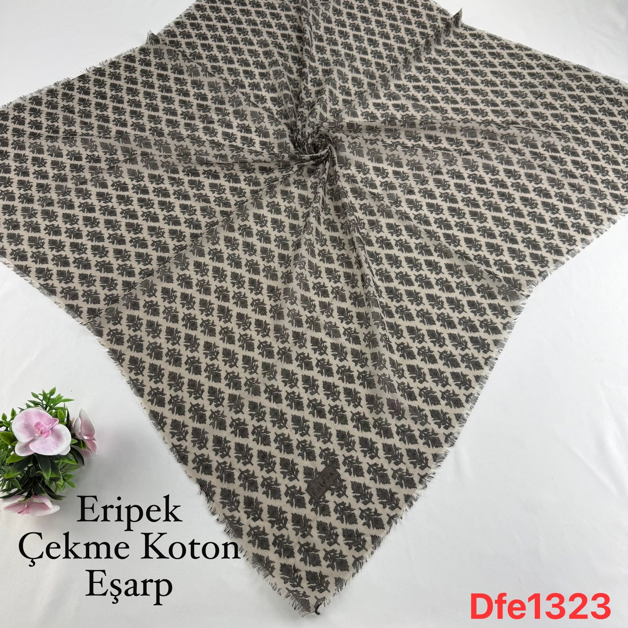 Eripek Çekme Koton Eşarp