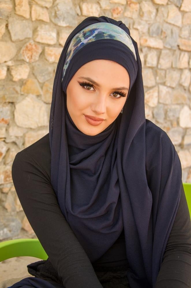 Bahar Yeşili Çiçek Desenli Hazır Şifon Şal