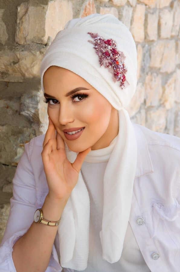 Beyaz Bordo  Nakışlı  Atkılı Abiye Bone - 60101