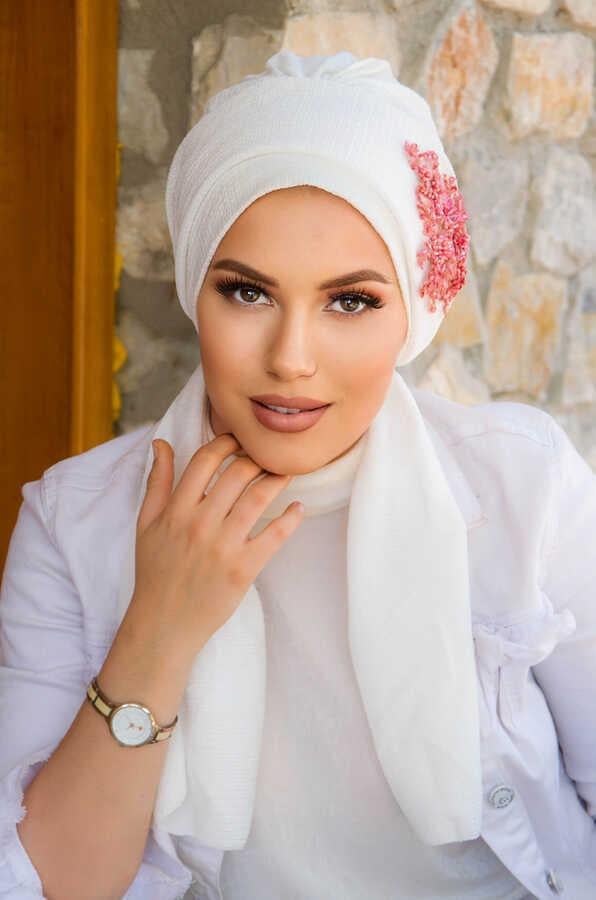 Beyaz Mercan Nakışlı  Atkılı Abiye Bone - 60101