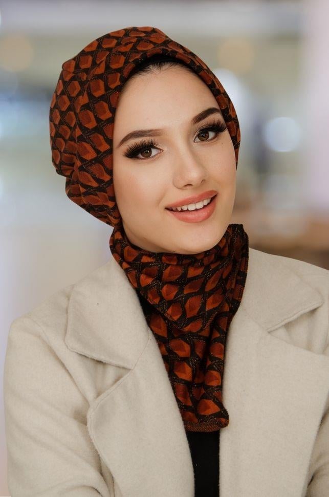 Bordo Desenli Triko Tesettür Bere