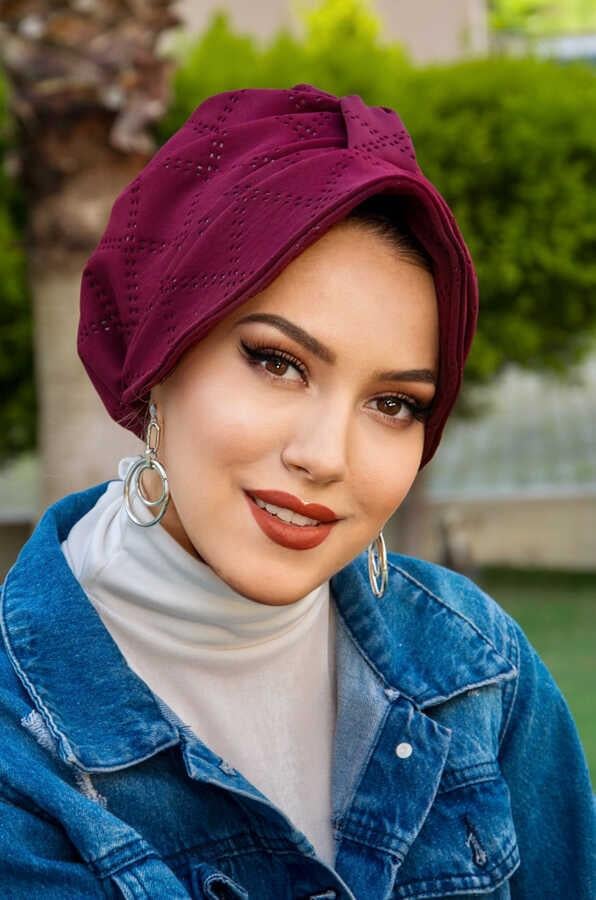 Bordo Kapitone Desenli Tesettür Şapka Bone