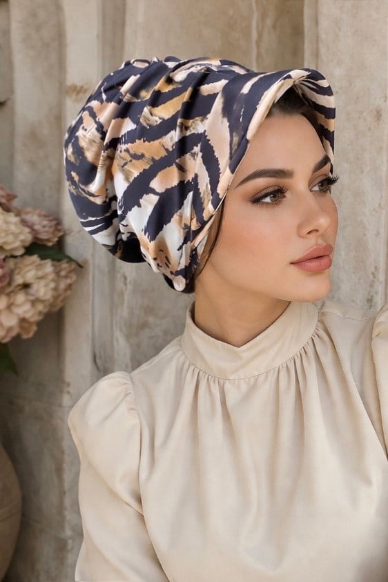 Camel Siyah Zebra Tesettür Şapka Bone
