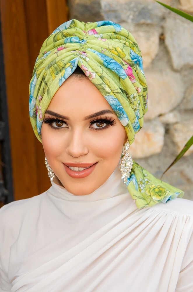 Fıstık Yeşil Çiçekli Tokalı Bone