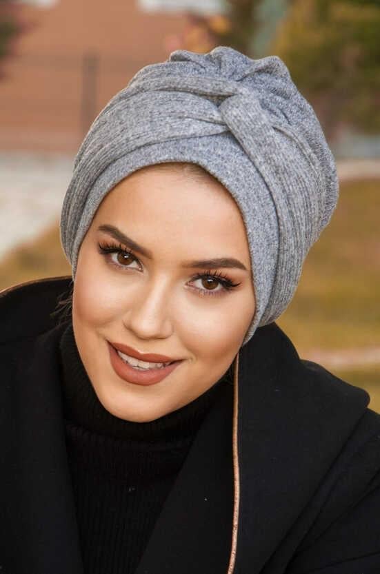 Gri Melanj Burgu Detaylı Bone