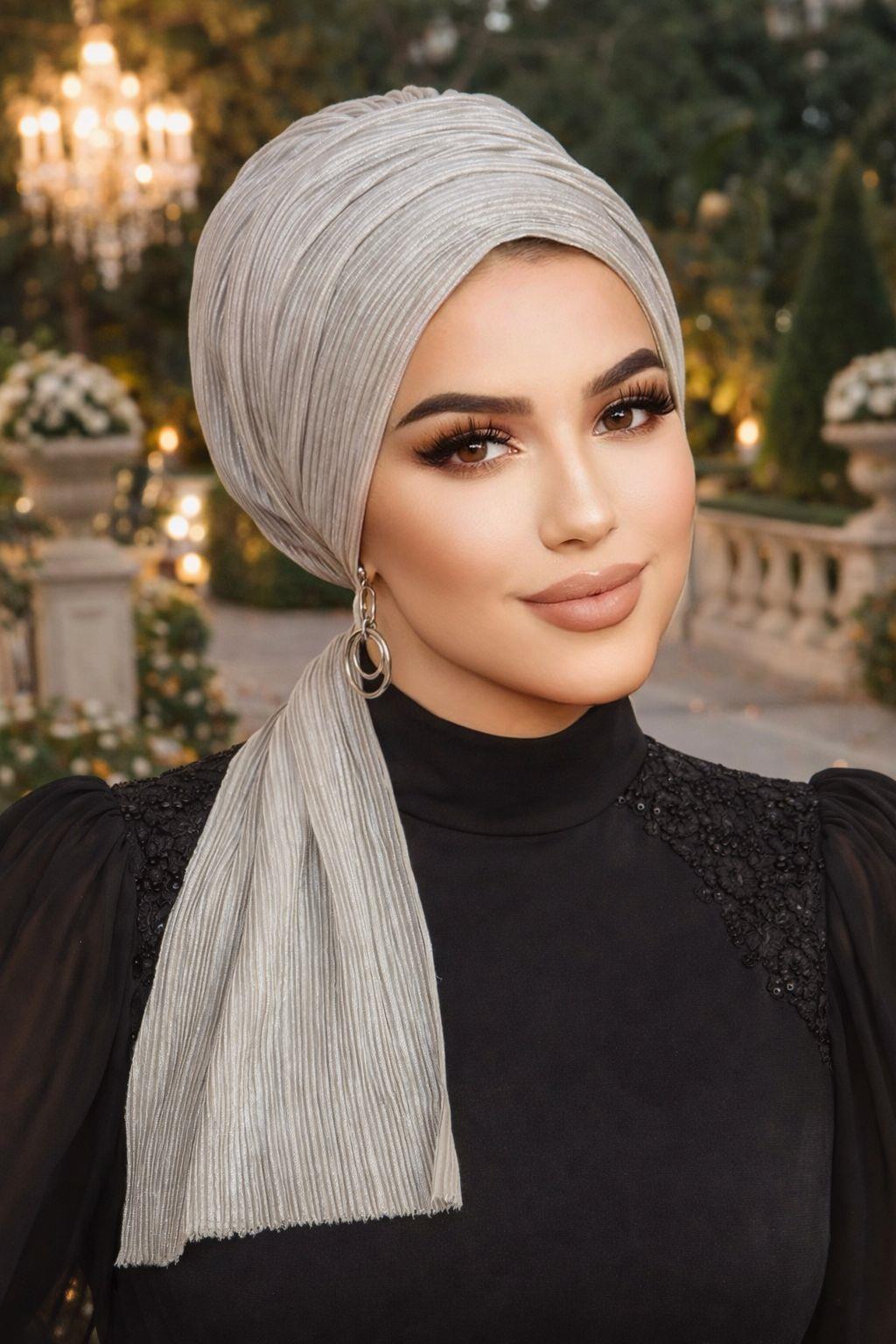 Gümüş Piliseli Abiye Atkılı Bone