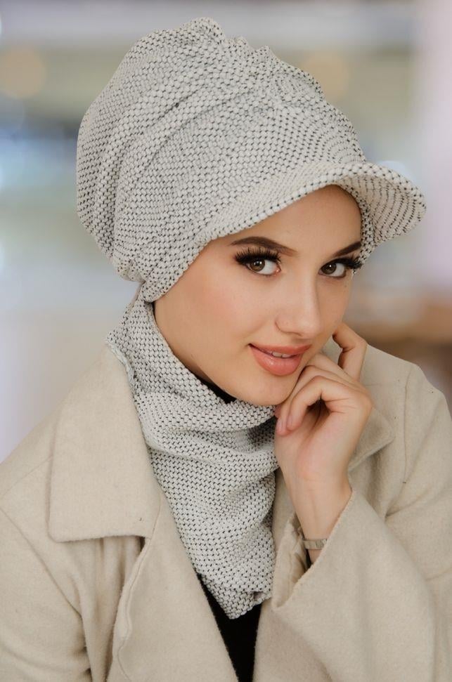 Kırık Beyaz Petek Desen Tesettür Şapka ve Etol Takım