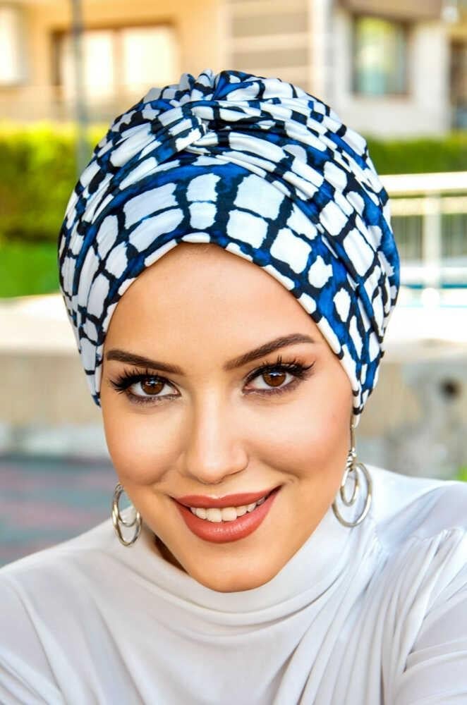 Lacivert Beyaz Desen Burgu Detaylı Bone