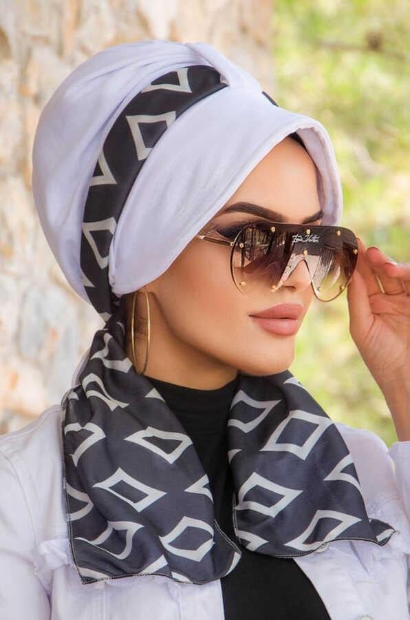 Siyah Beyaz Desen Fularlı Şapka Bone