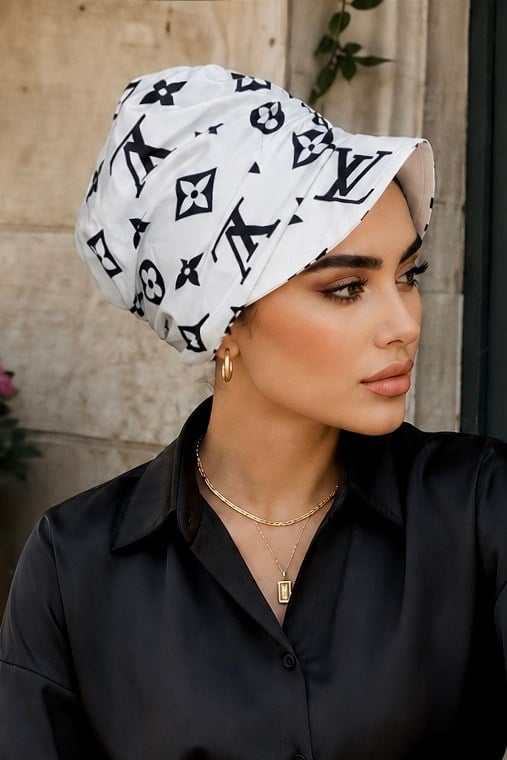 Siyah Beyaz Modern Desen Tesettür Şapka Bone
