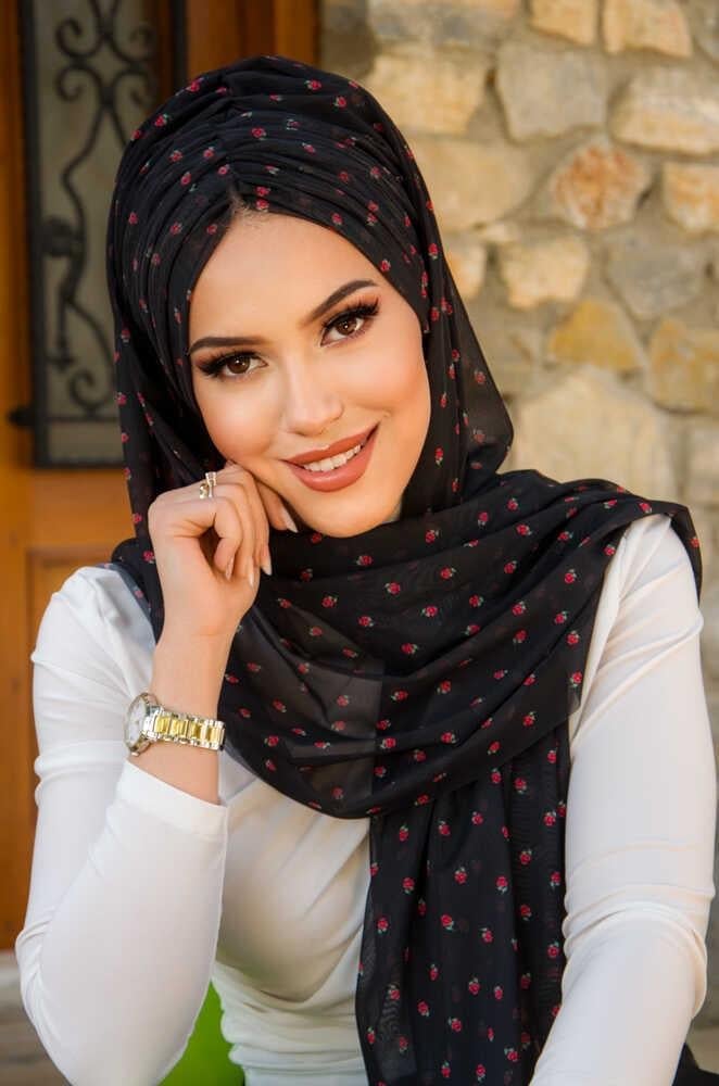 Siyah Çilek Desen Hazır Şal