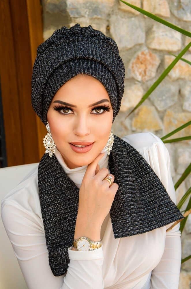 Siyah Gümüş Fitilli Atkılı Tesettür Bone