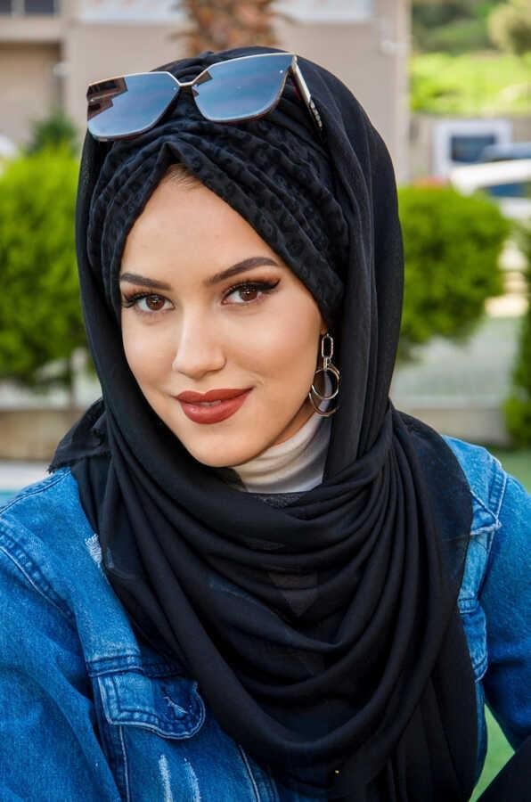 Siyah Kabartma Büzgülü Hazır Şal