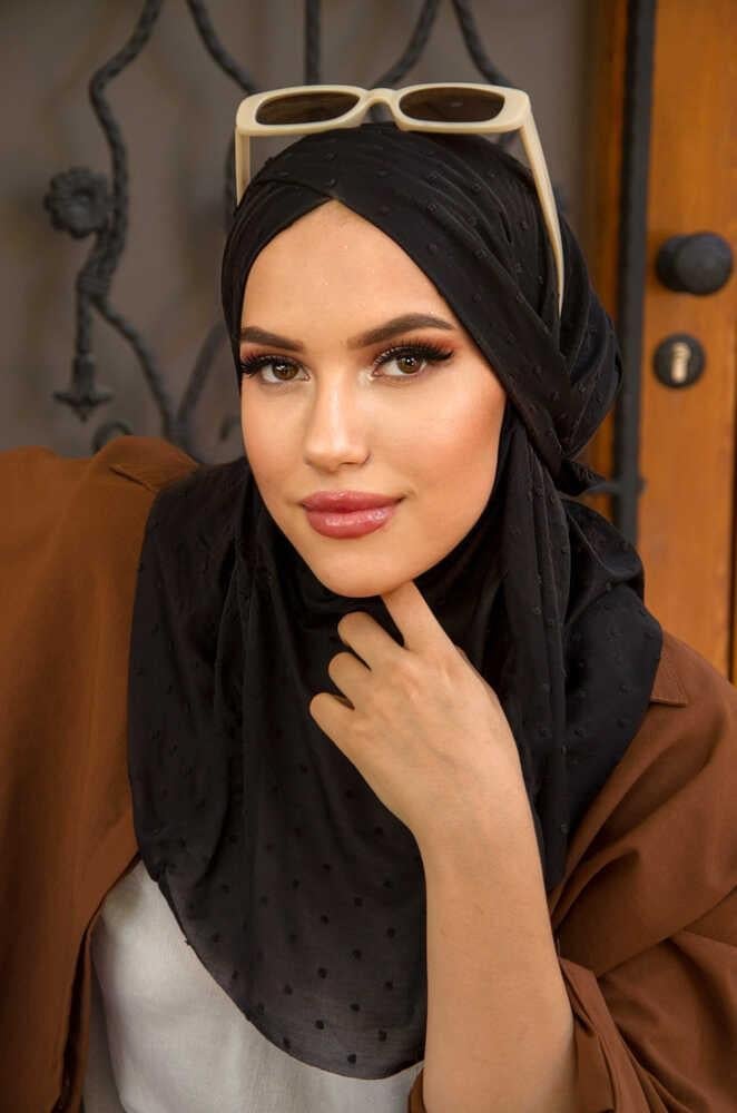 Siyah Ponpon Çapraz Bantlı Medium Size Hijab - Hazır Şal