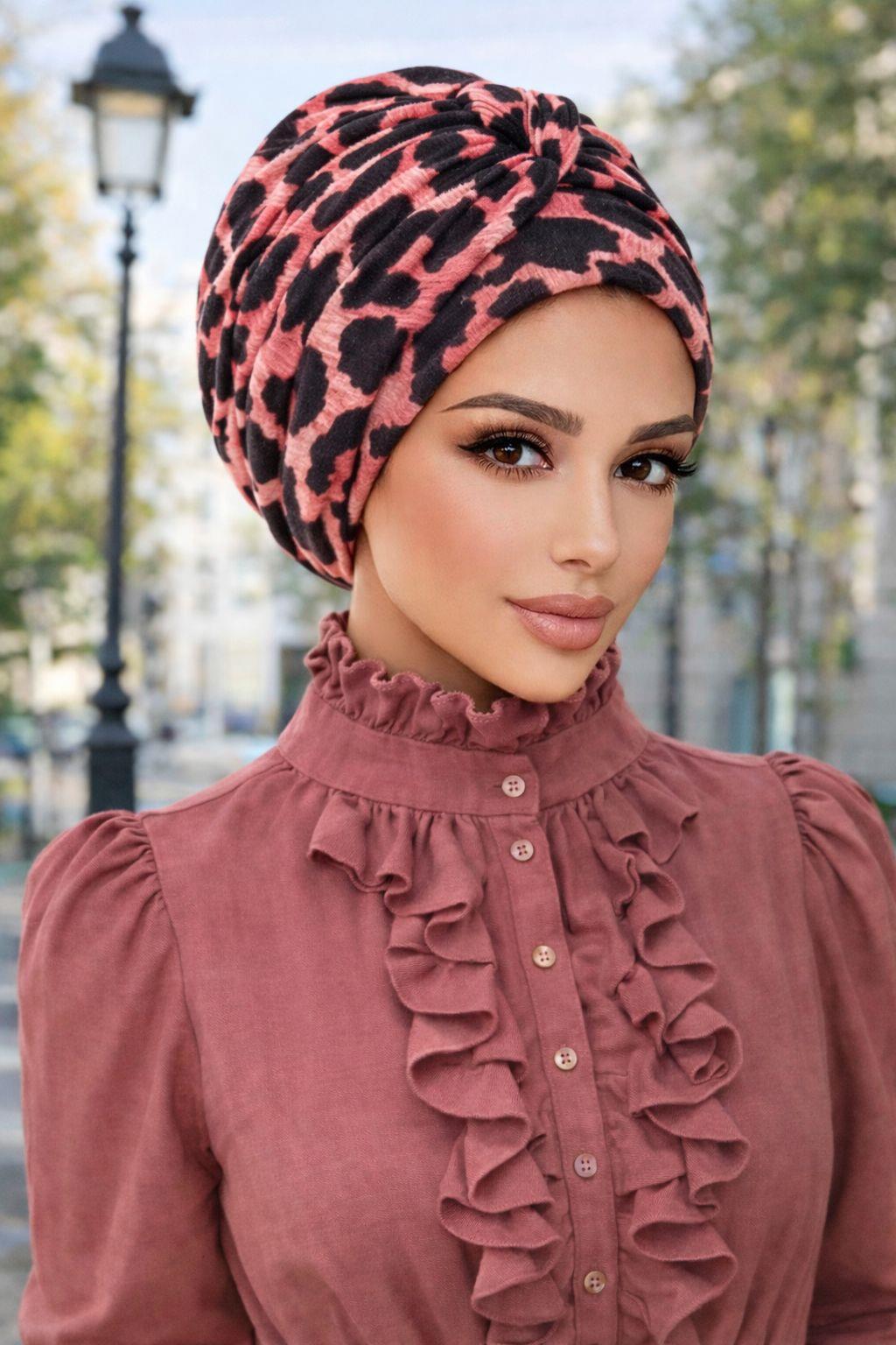 Siyah Pudra Leopar Desen Burgu Bantlı Bone