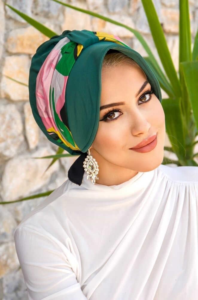 Zümrüt Geometrik Bantlı Şapka Bone