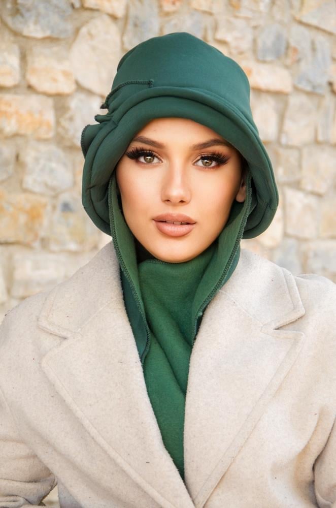 Zümrüt Yeşili Aksesuarlı Vintage Şapka