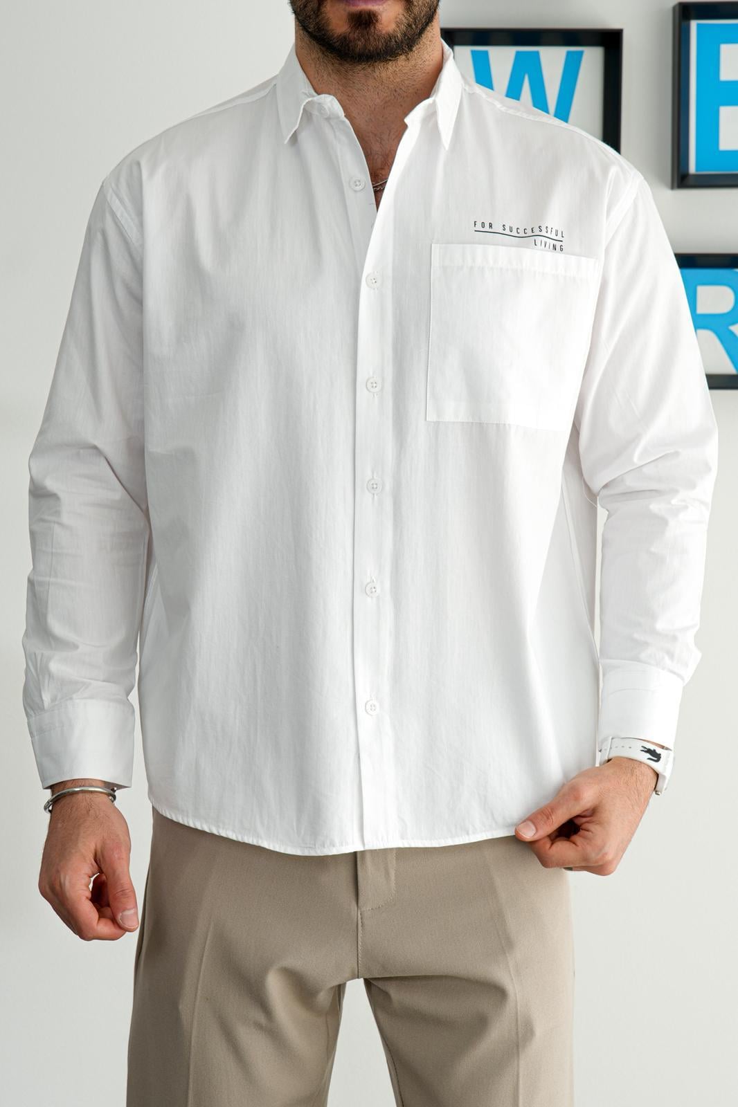 Beyaz Yazlık Oversize Baskılı Cepli Gömlek