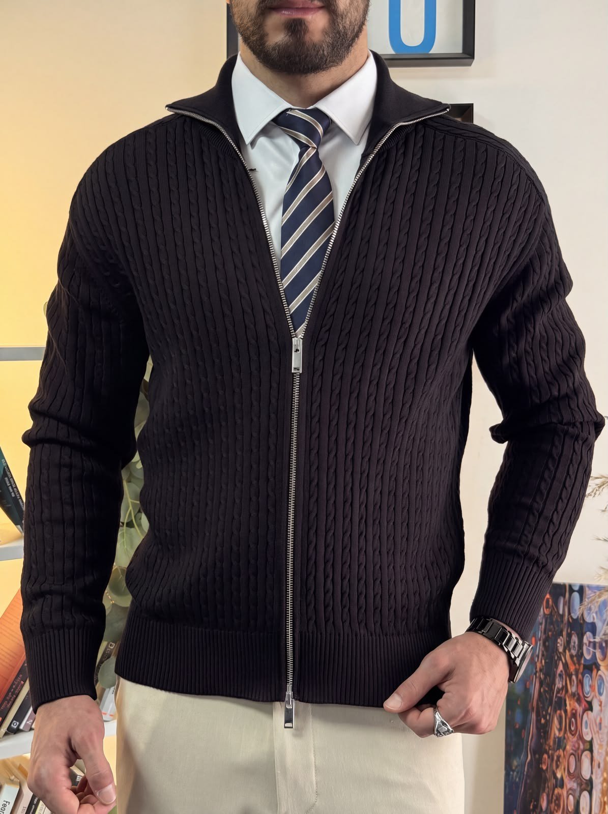 Siyah Regular Fit Halat Desenli Ribana Detaylı Triko Hırka