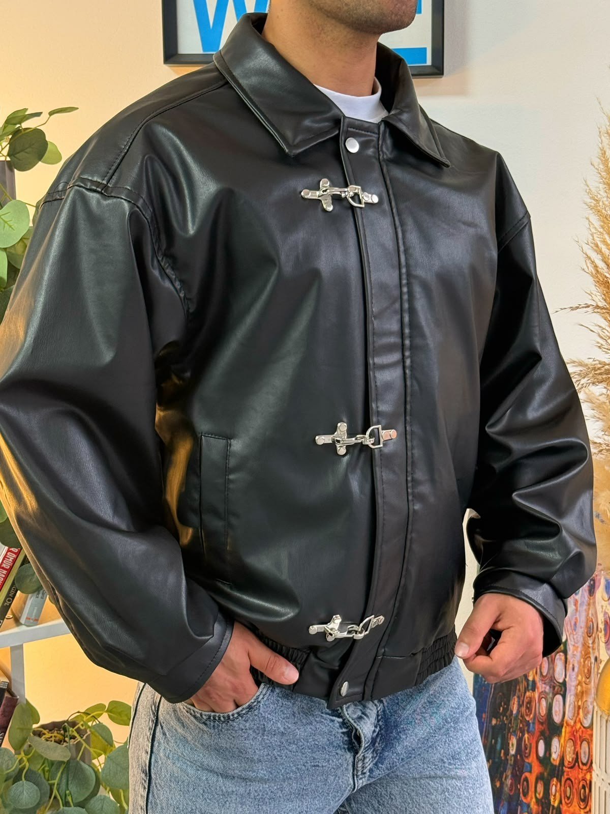 Siyah Vintage Oversize Tokalı Deri Mont