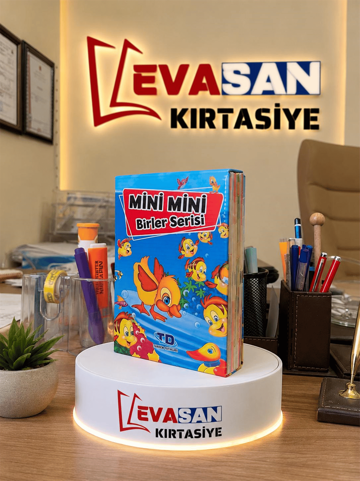 MİNİ MİNİ BİRLER SERİSİ 20 Lİ HİKAYE KİTABI SETİ 