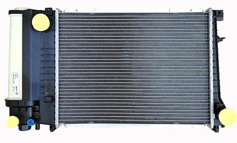 bmw-3-serie-4-aac-87-su-radyatoru-braz-8e77b4