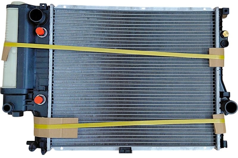 bmw-520i-523i-e39-0994-su-radyatoru-br-d-bdac