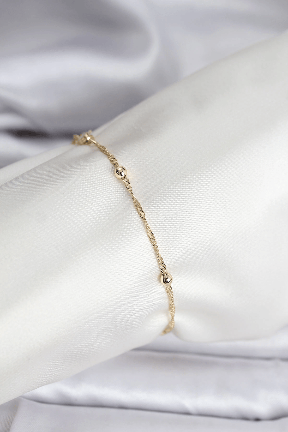 14K Gold Renk Kaplama Topçuklu Model CM Kadın Bileklik