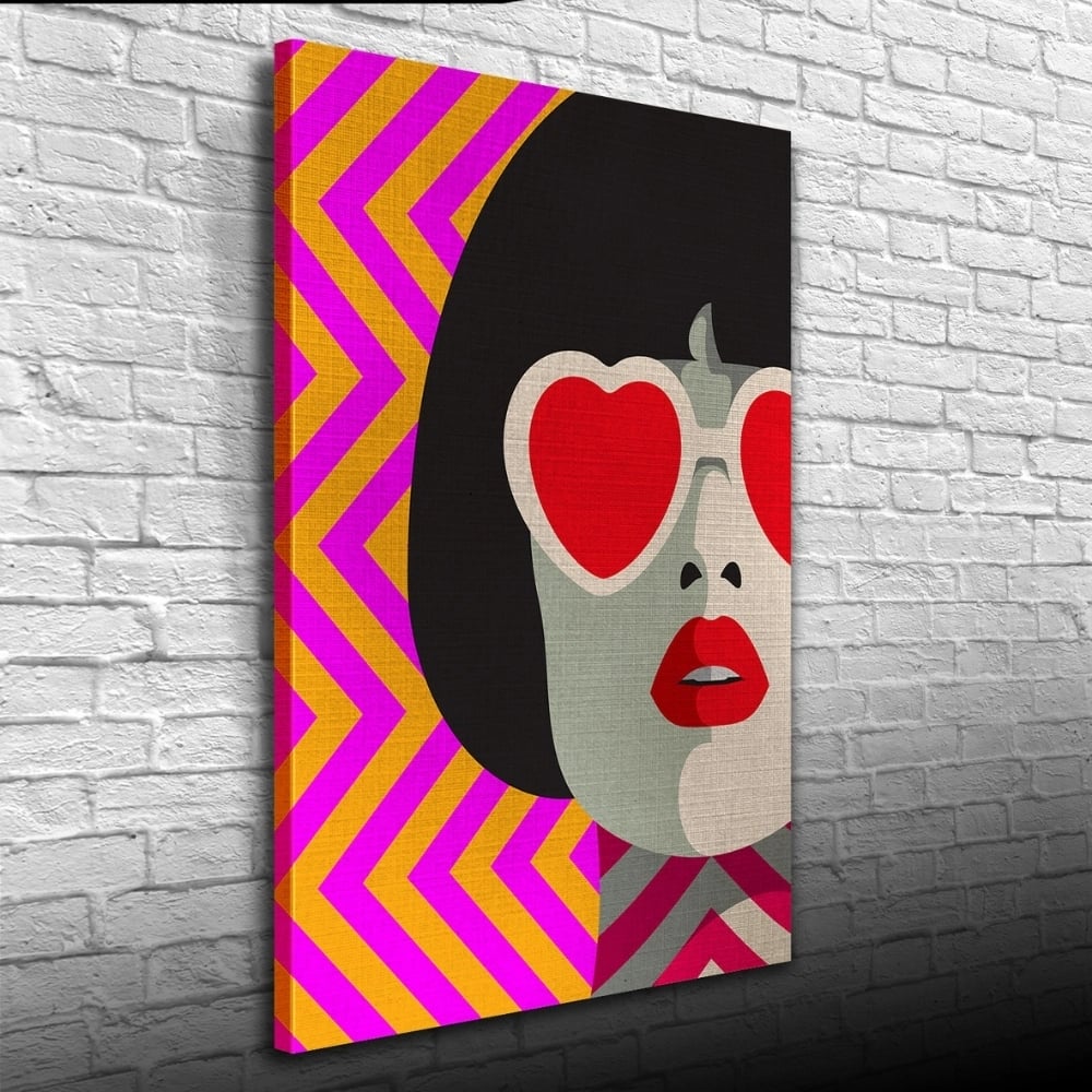Kırmızı Gözlüklü Kadın Kanvas Tablo 50 x 70