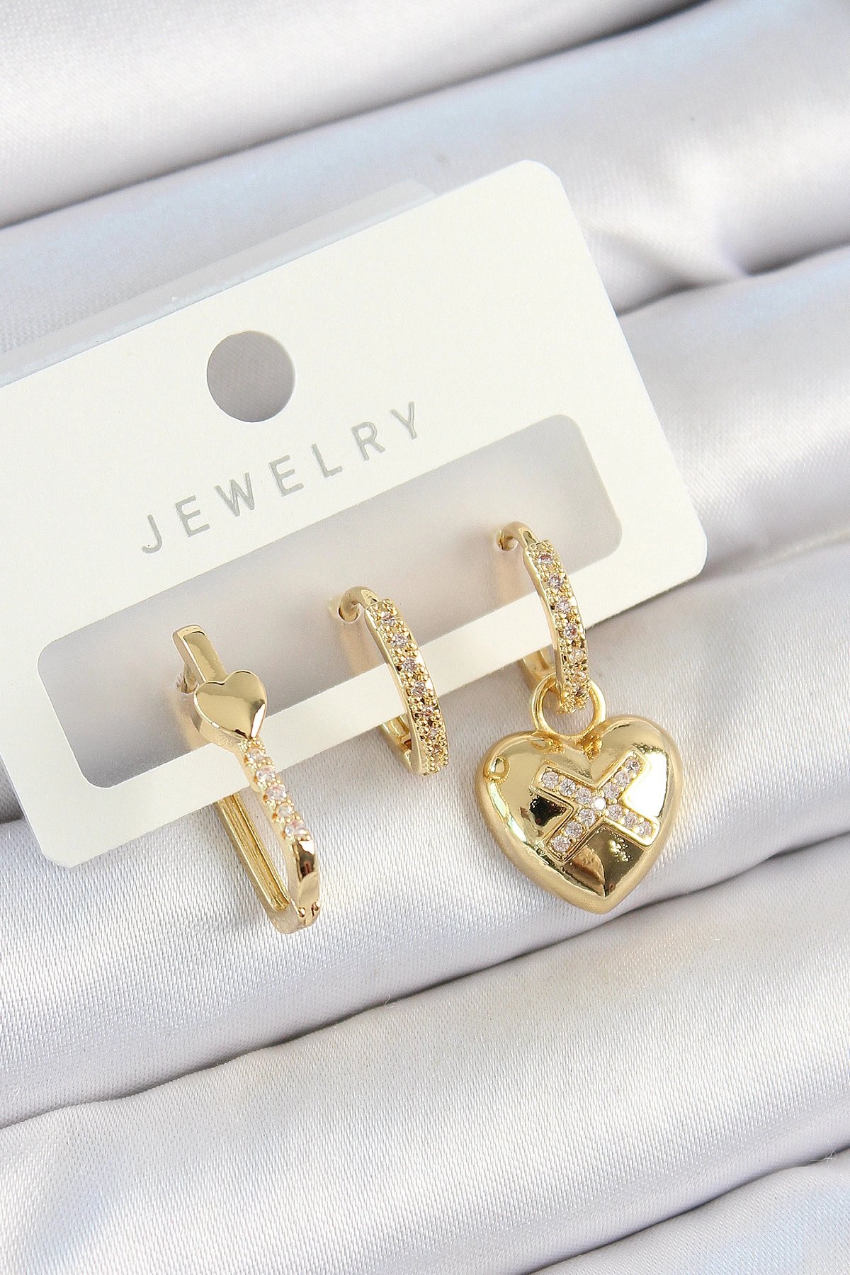 Pirinç Zirkon Taşlı Kalp Model Gold Renk 3'lü Çift Kadın Küpe Set