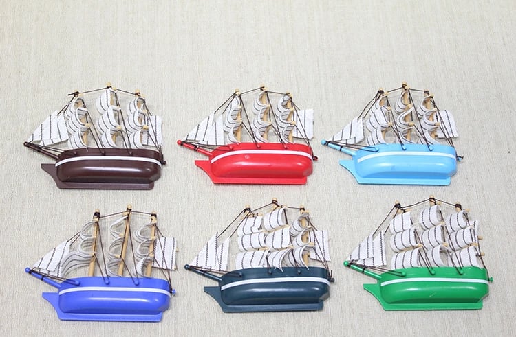 Plastik Gemi Magnet
