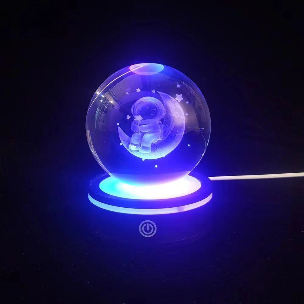 USB'li Astronot Tasarımlı Dönen Cam Küre