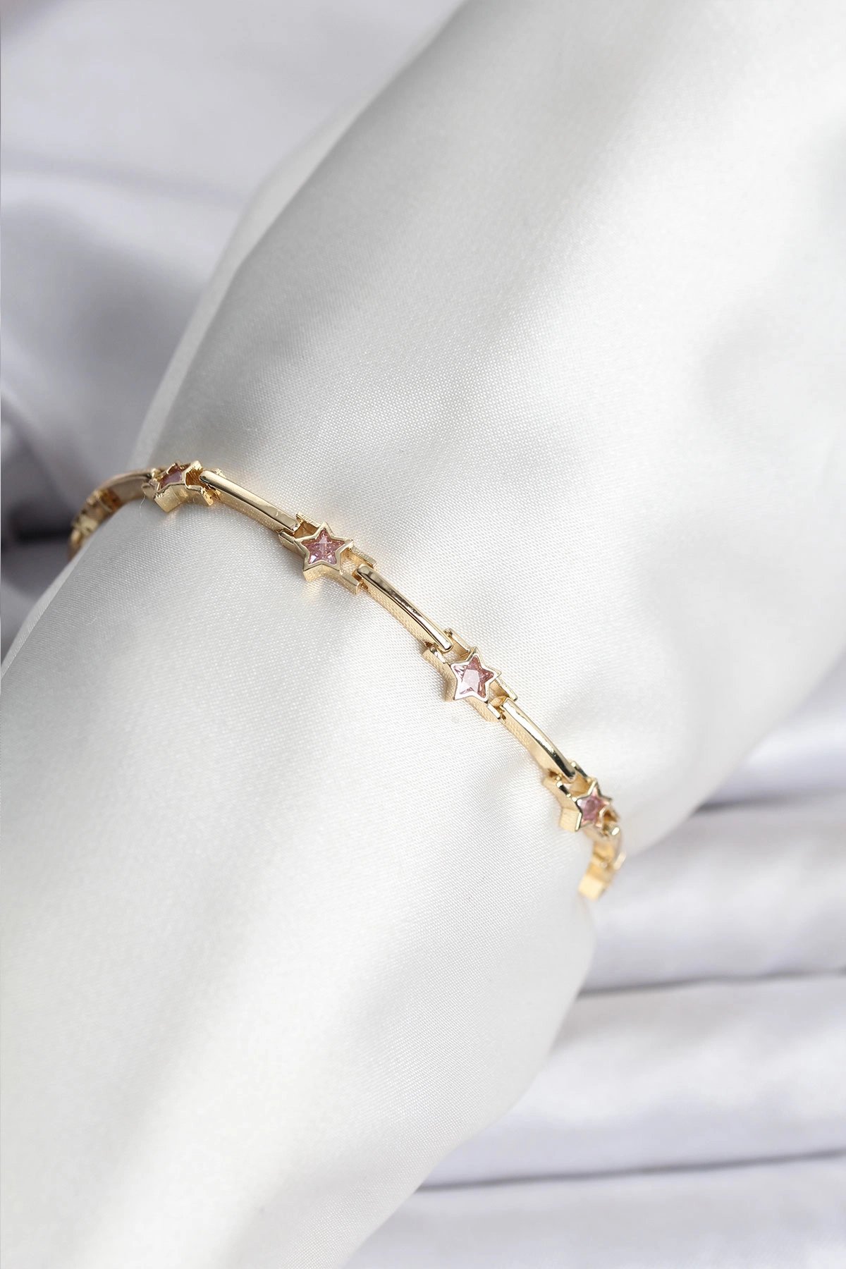 Yıldız Model Gold Renk Pirinç Bileklik