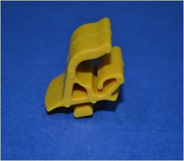 MOTOR KAPUT TEL DAYAMA PLASTİĞİ LINEA