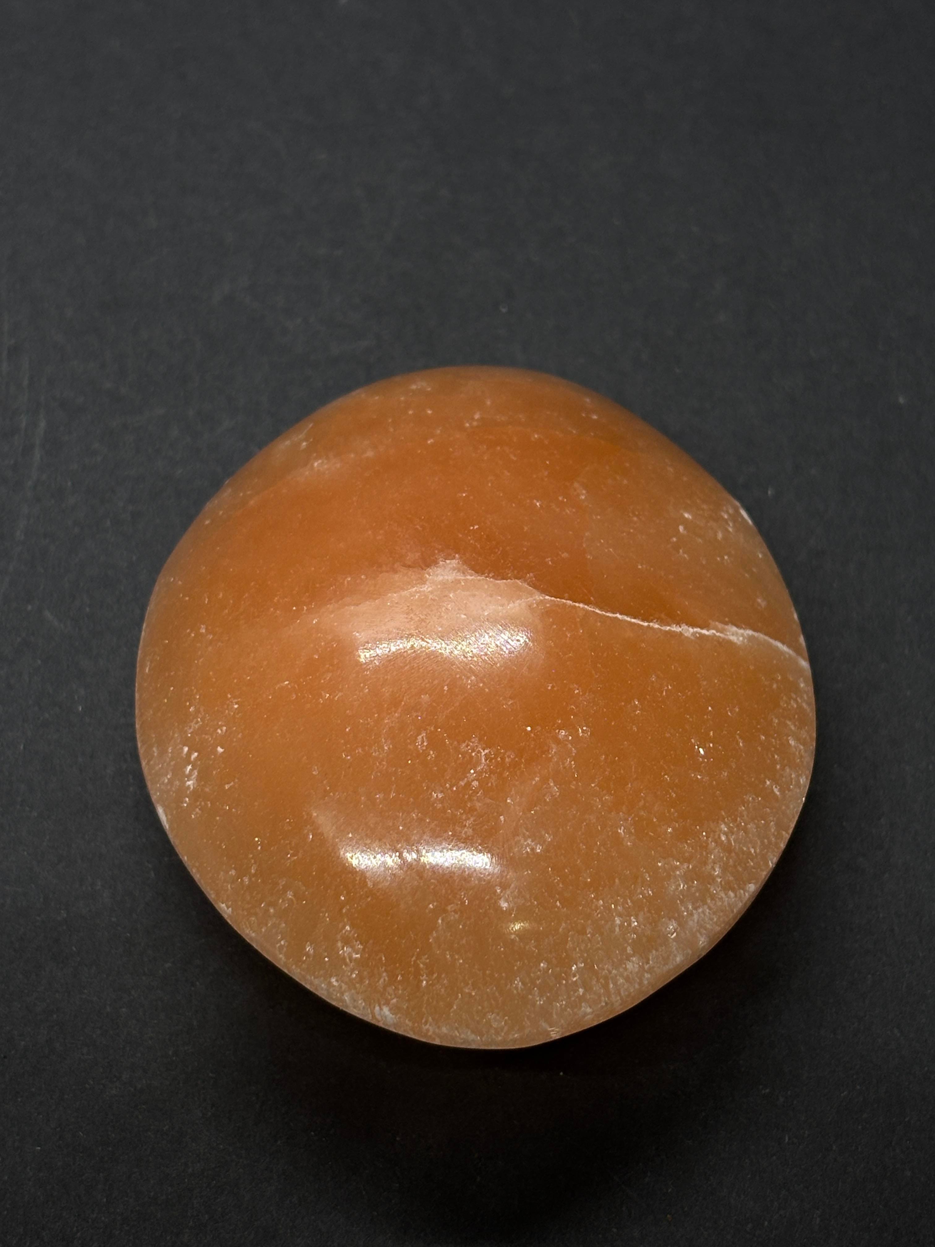 SELENİT YASSI OVAL DOĞALTAŞ 8 CM