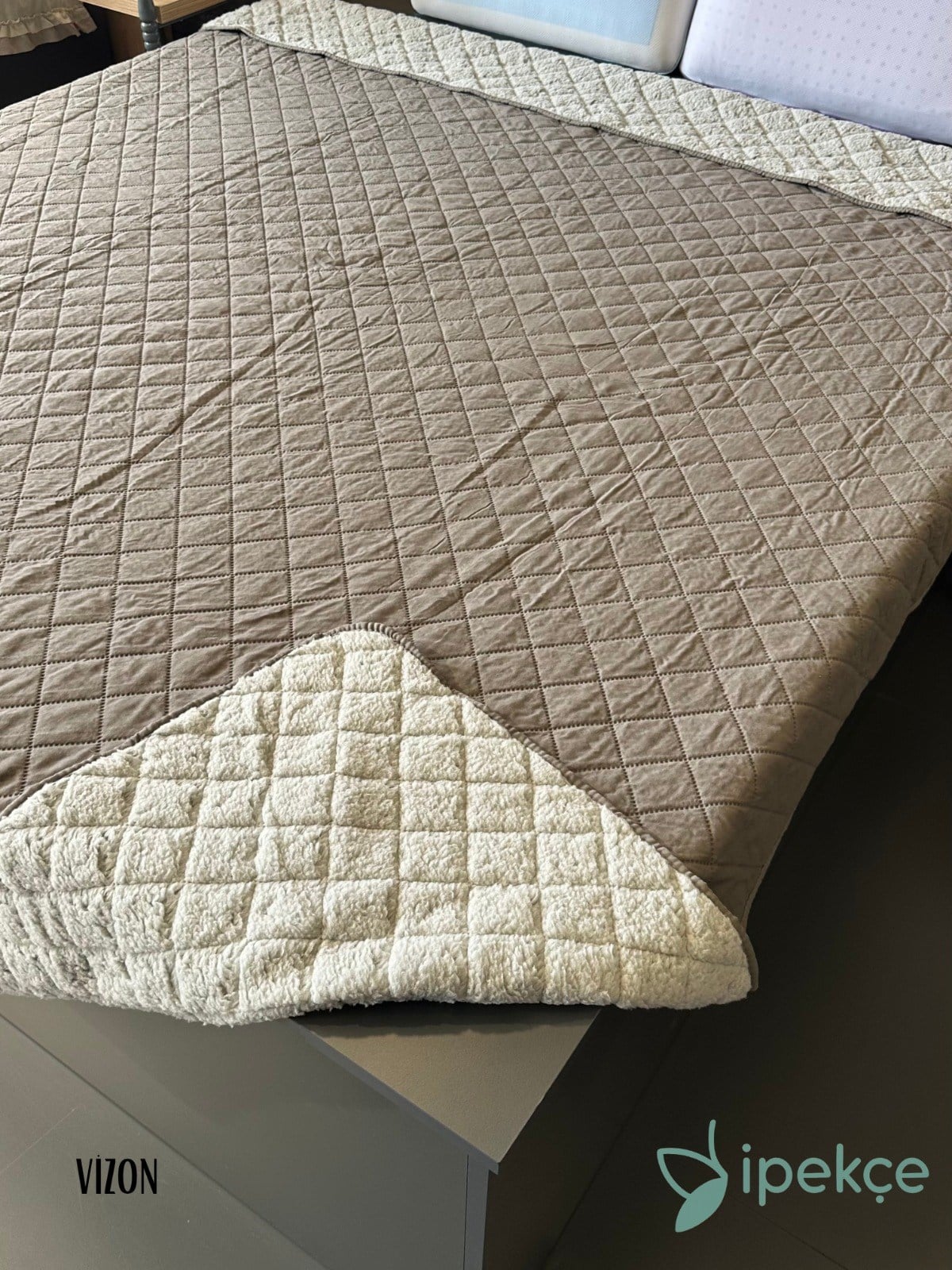 İpekçe Soft Cloud Model Pamuklu 200x220 cm Çok Amaçlı Yatak Örtüsü