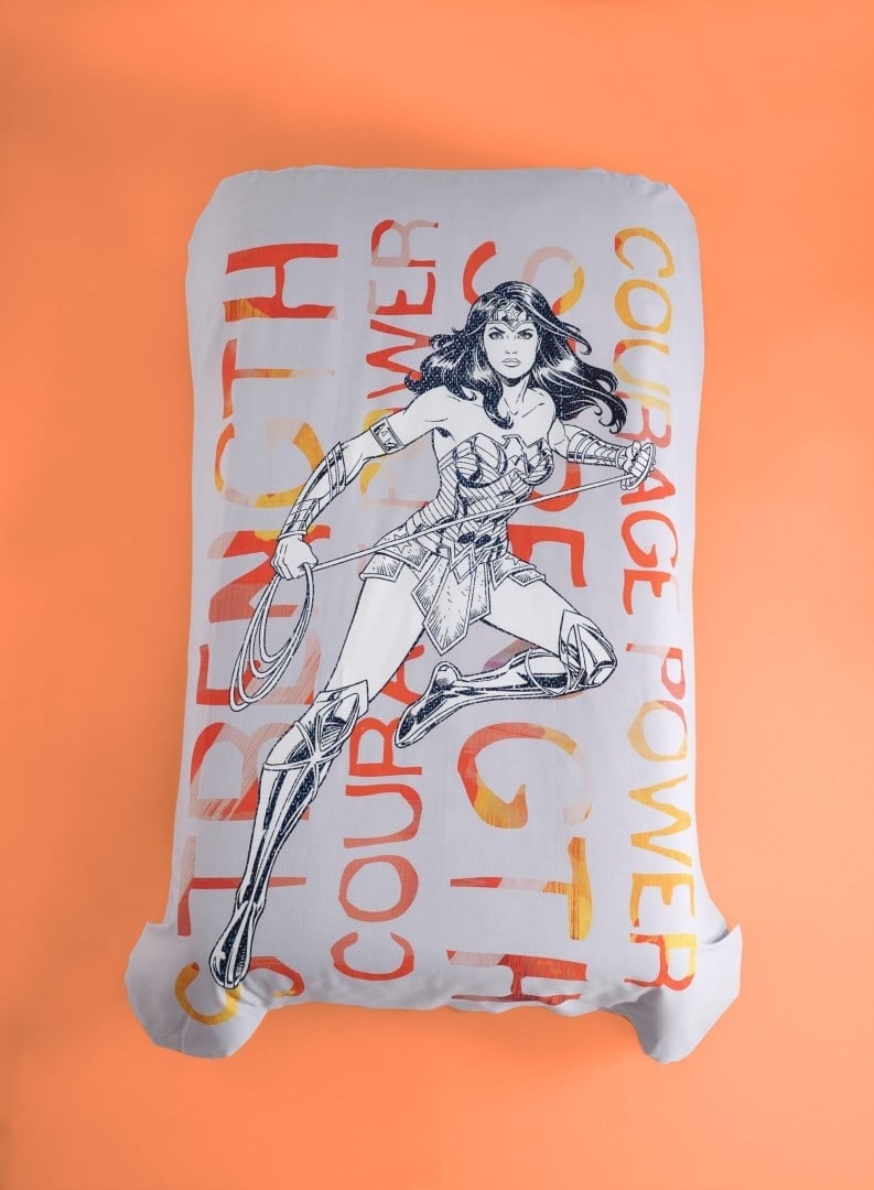 Warner Bros Lisanslı Wonder Woman Tek Kişilik Pamuklu Pike - 160x220 cm WW-00733 Genç Odası Örtüsü