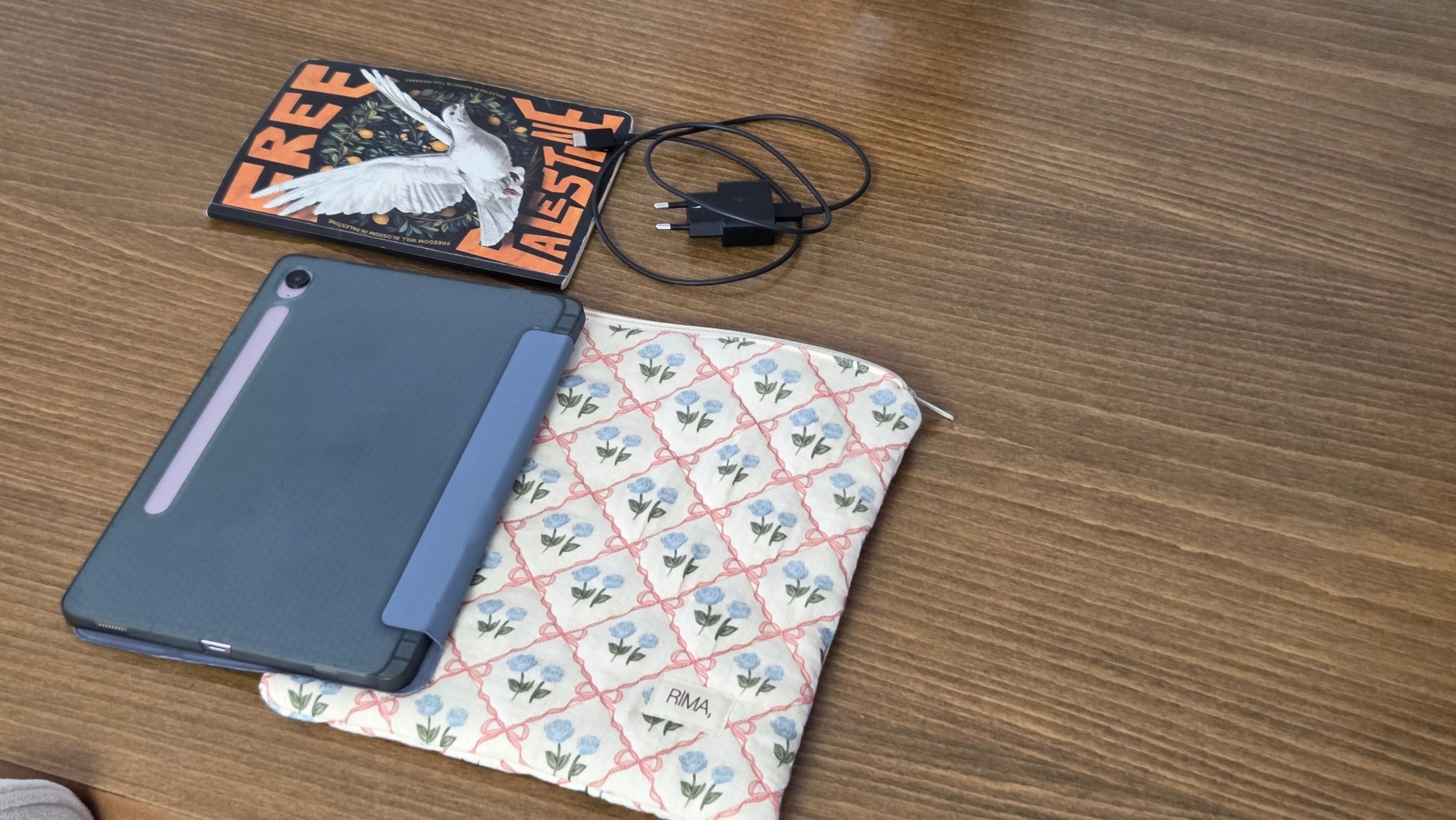 Keten Tablet Çantası